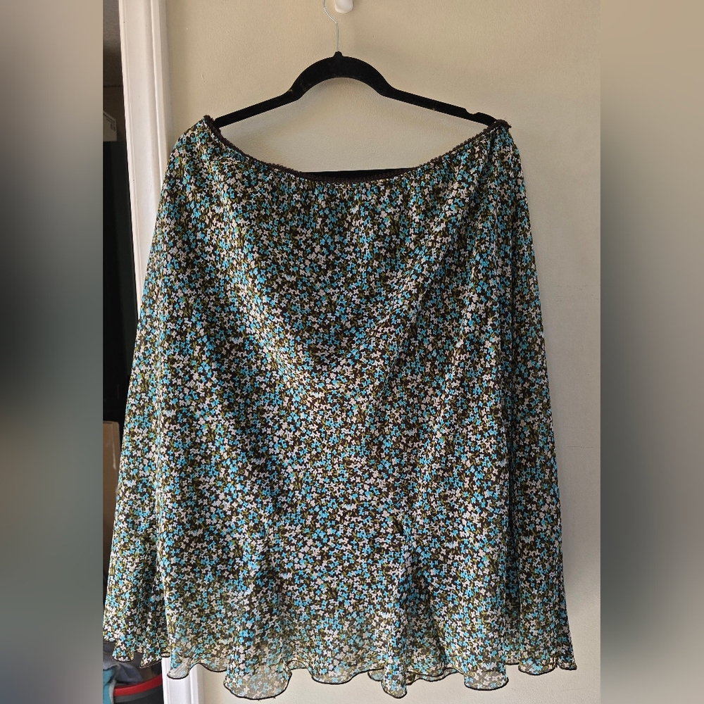 Elegant Floral Skirt